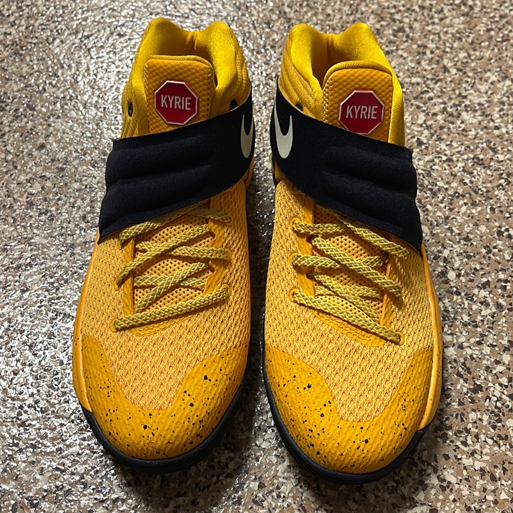 Nike Kyrie school bus sneaker